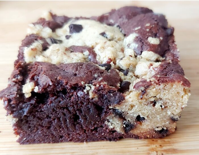Cookie and brownie, brookie