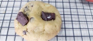 Classic chocochip cookies